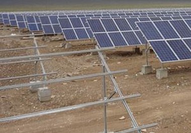 Dobavitelj C-Steel Q235 Solar Ground Mounting System