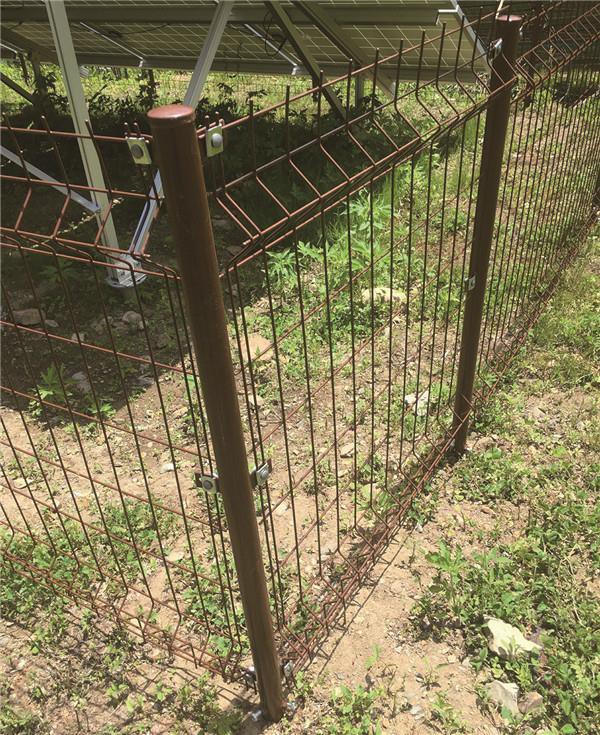 Wire Mesh Fencing With Gates For Solar Panel System